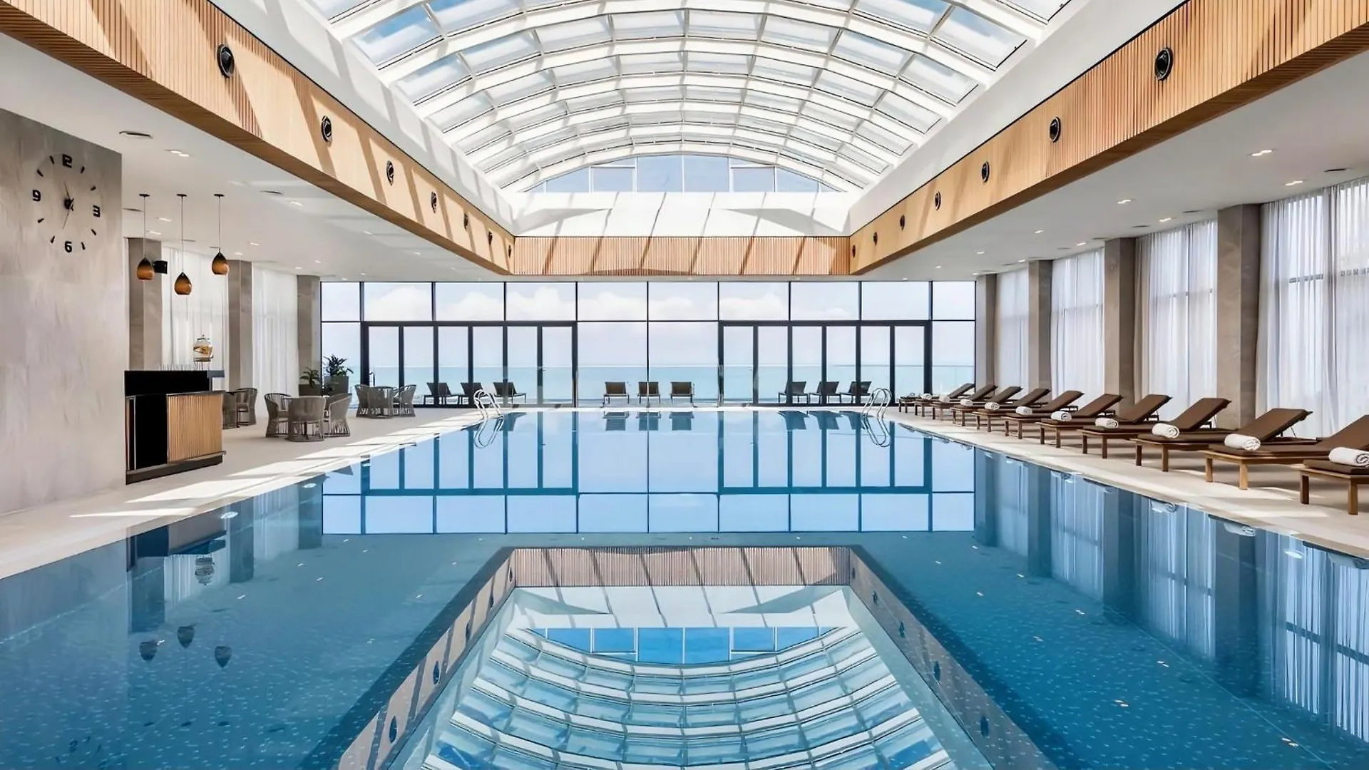 Black Sea Luxury Apartment Batumi