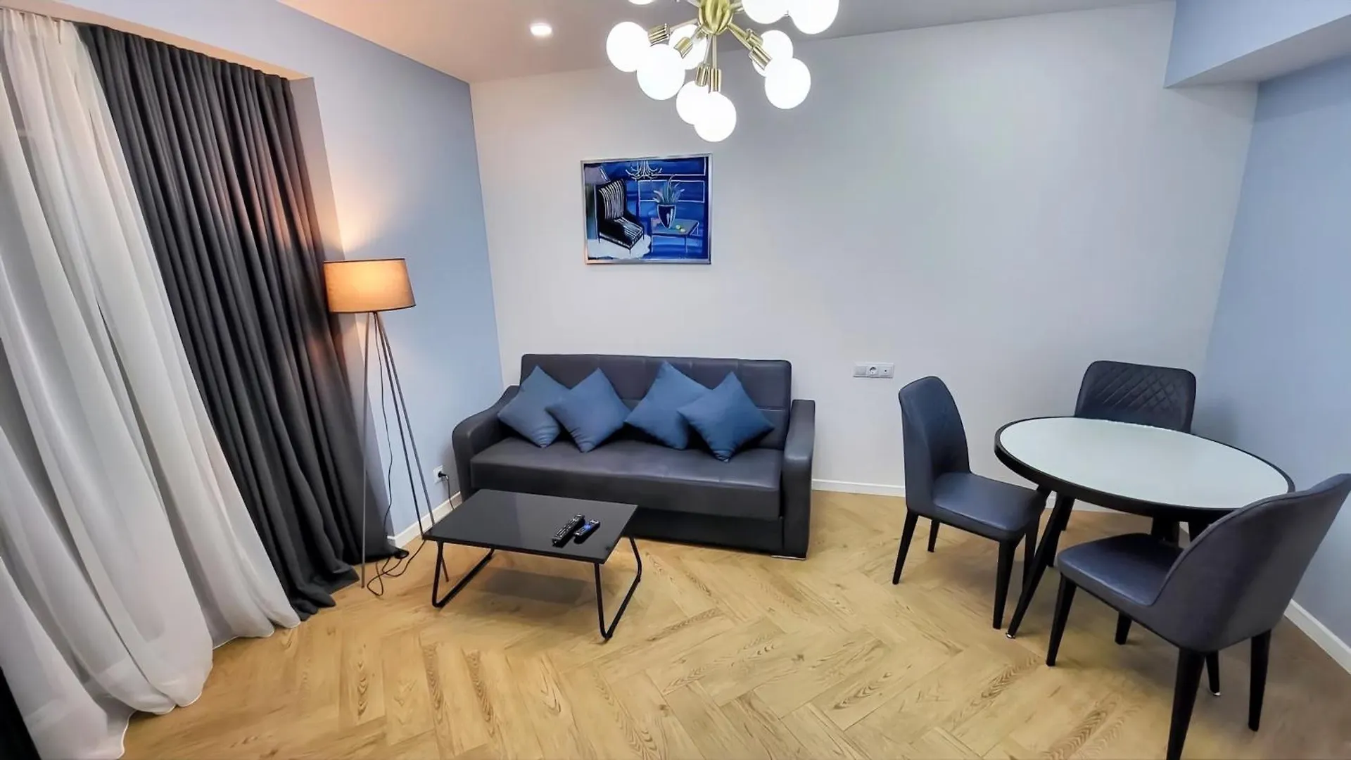 Black Sea Luxury Apartment Batumi