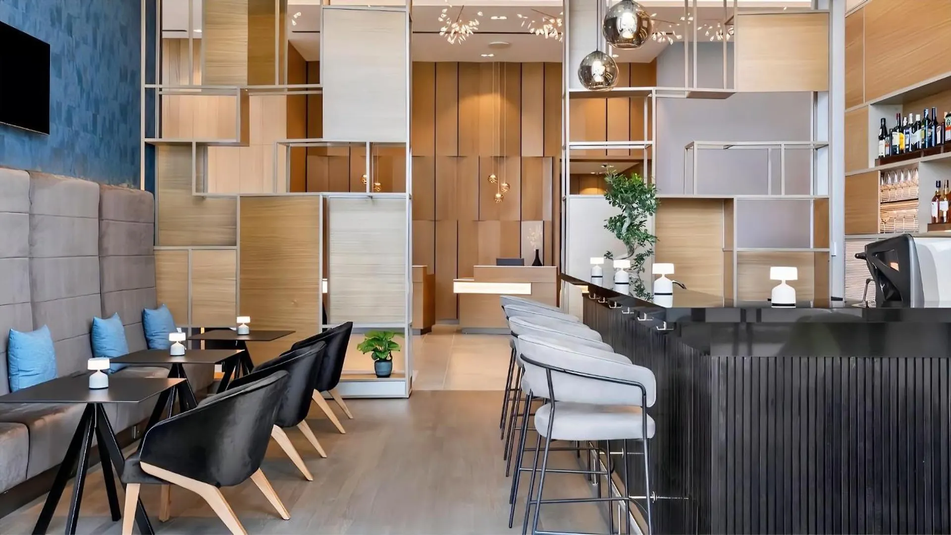 Black Sea Luxury Apartment Batumi 0*,