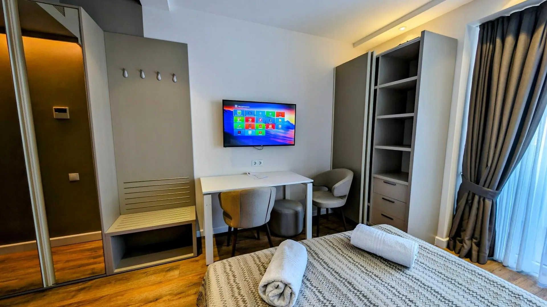 Black Sea Luxury Apartment Batumi