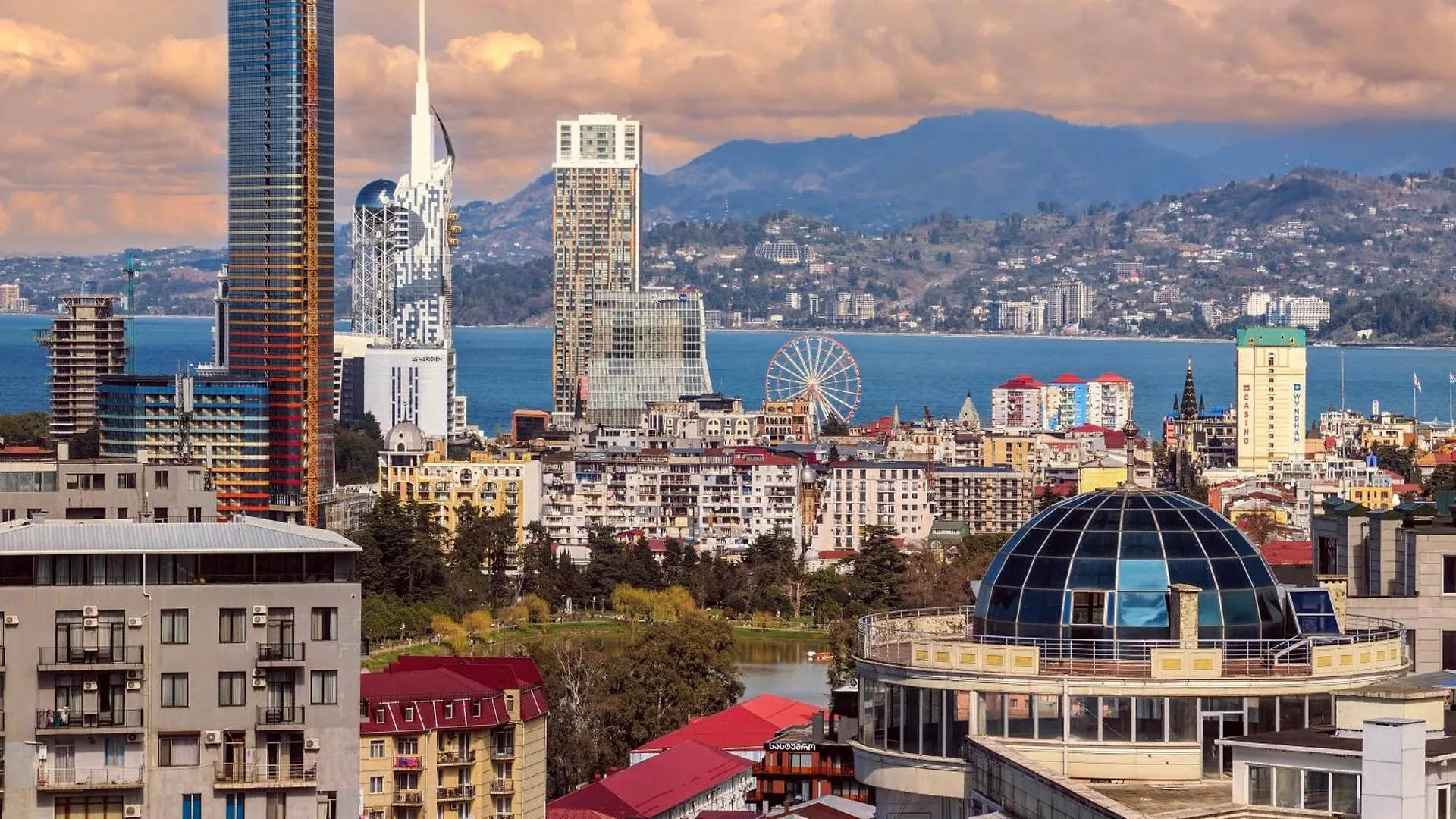 Black Sea Luxury Apartment Batumi 0*,